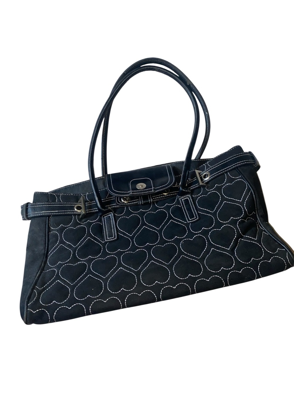 Black quilted heart-pattern shoulder bag.